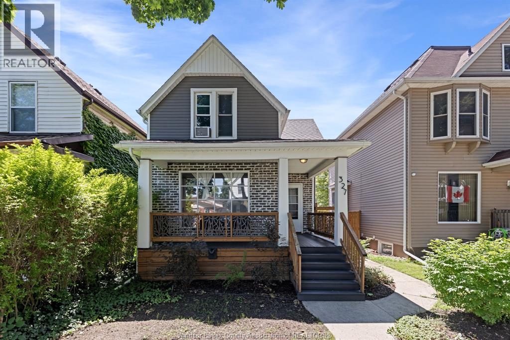 327 LINCOLN, Windsor