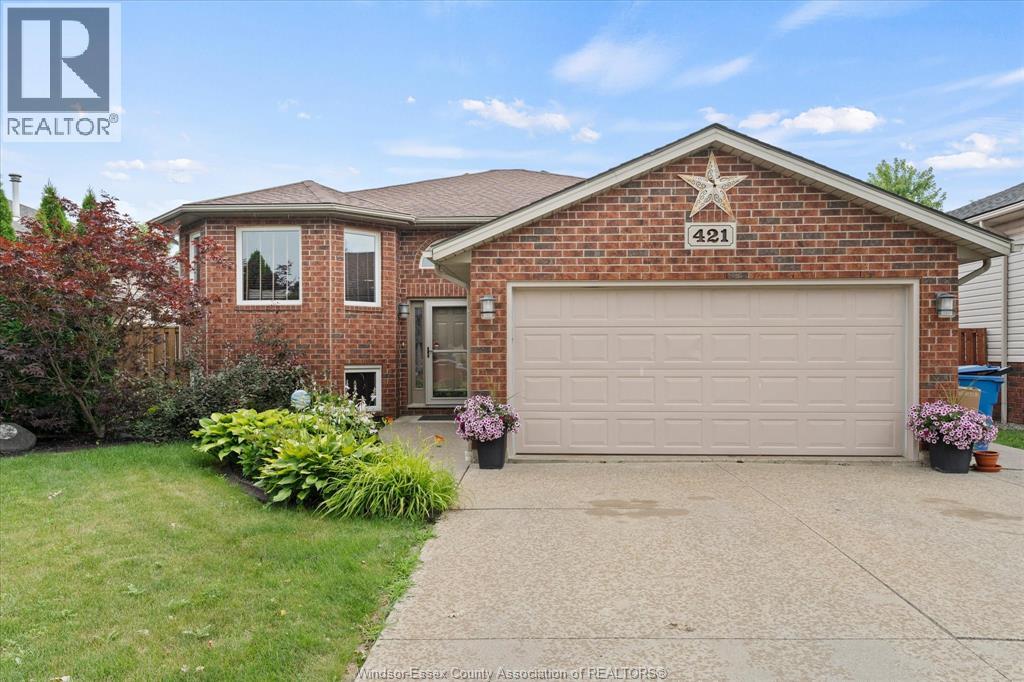 421 MCLELLAN, Amherstburg