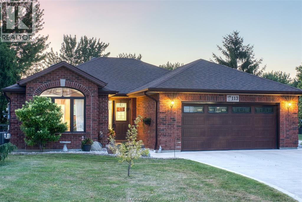 113 BEACH COURT, Stoney Point