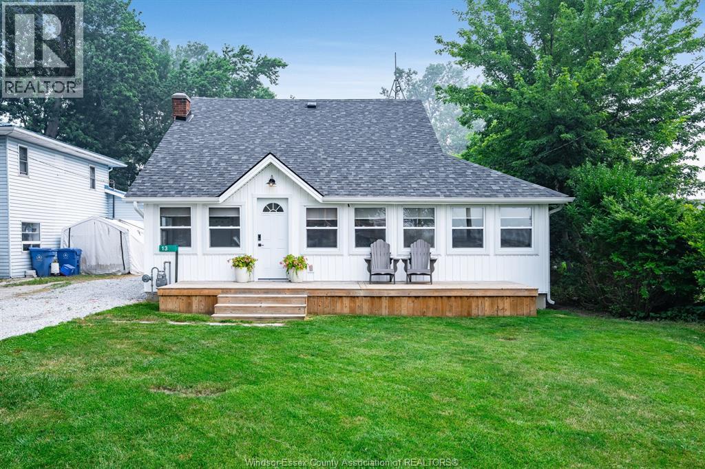 13 Beach BOULEVARD, Leamington