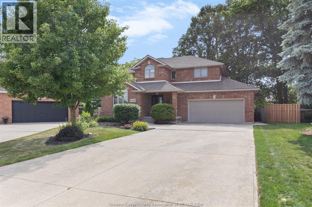 144 Pheasant Run, Lakeshore