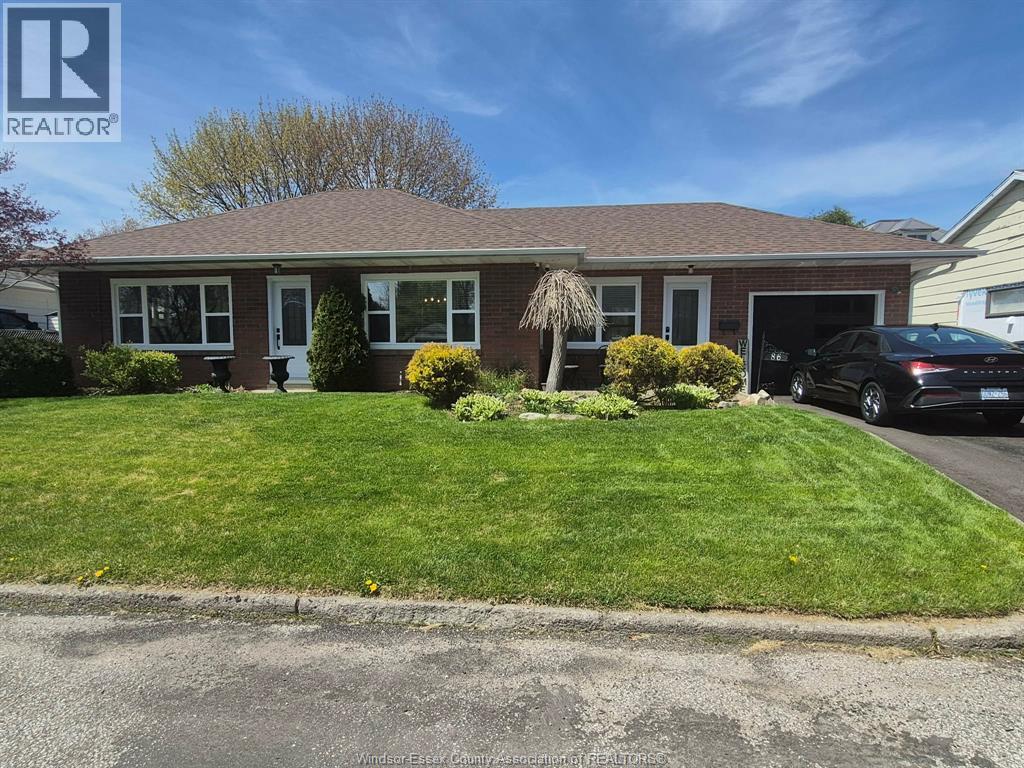 86 MARY STREET, Thamesville