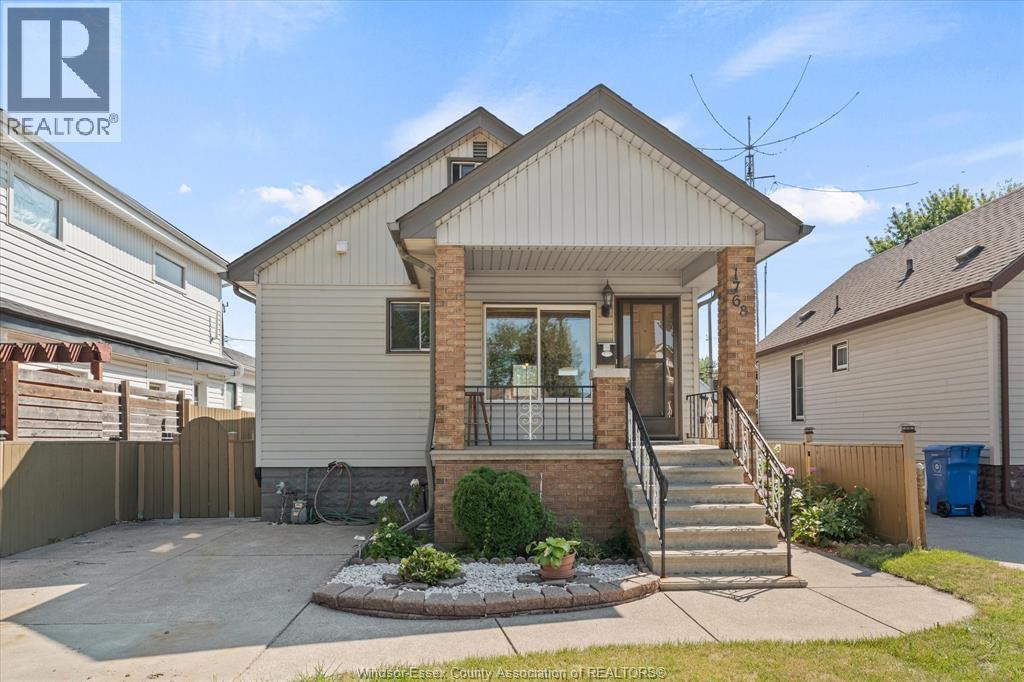 1768 HALL AVENUE, Windsor