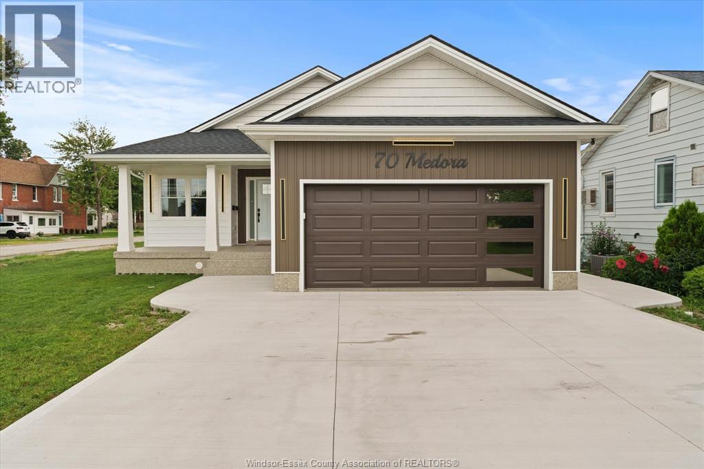 70 MEDORA AVENUE East, Essex