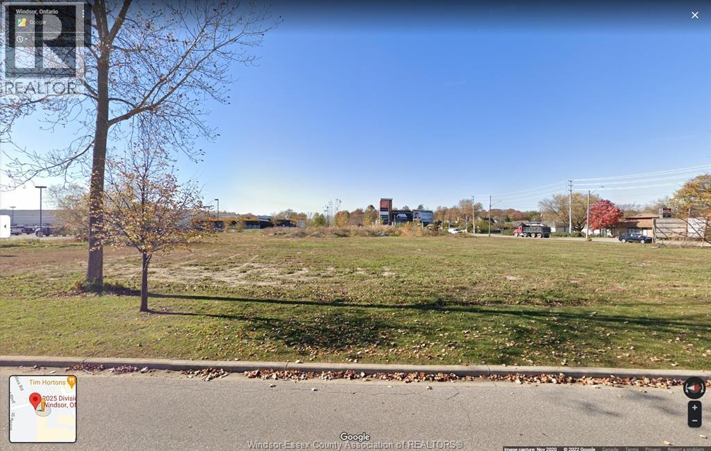 2025 DIVISION ROAD, Windsor