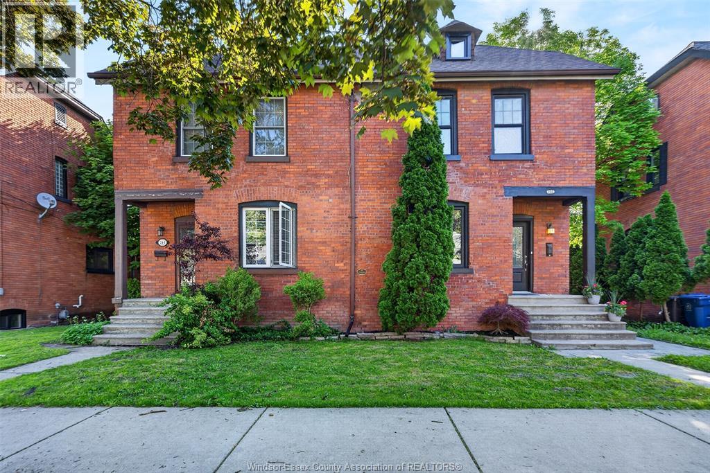 756 MONMOUTH, Windsor