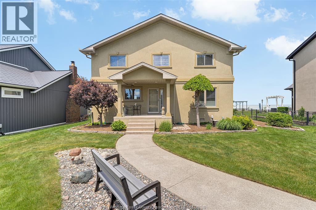281 LAKEVIEW DRIVE, Belle River