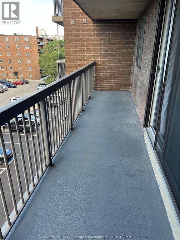 3936 WYANDOTTE STREET East UnitNo. 513, Windsor