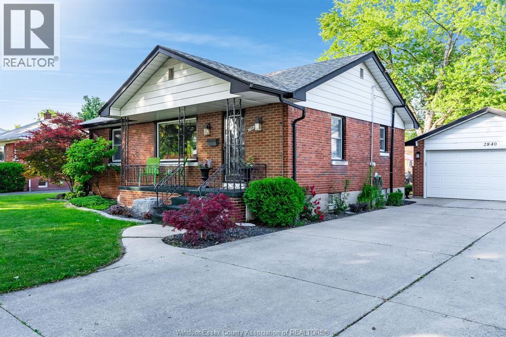 2840 Randolph AVENUE, Windsor