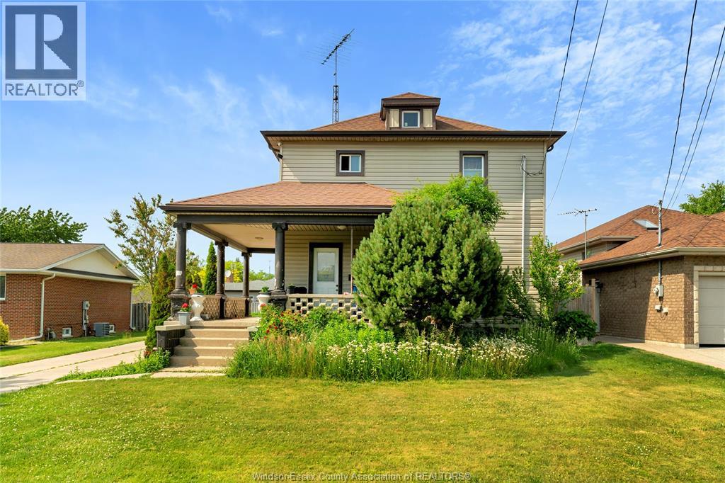 101 OAK STREET East, Leamington