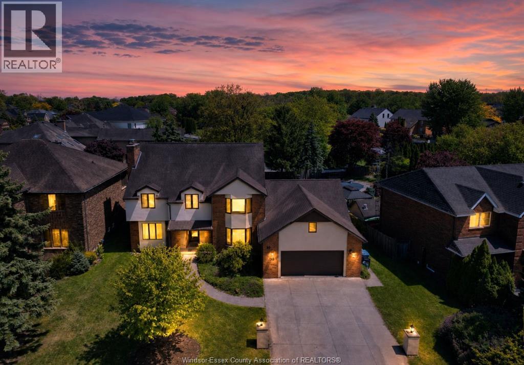 28 CLEOPHAS DRIVE, Lakeshore