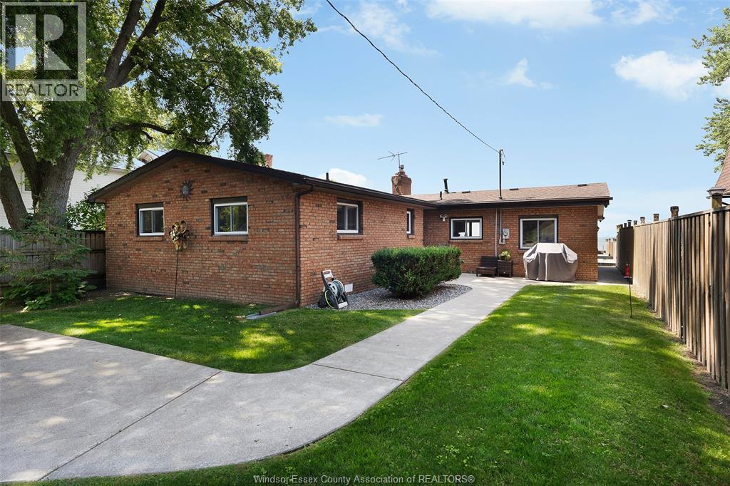 1824 ERIE AVENUE, Amherstburg