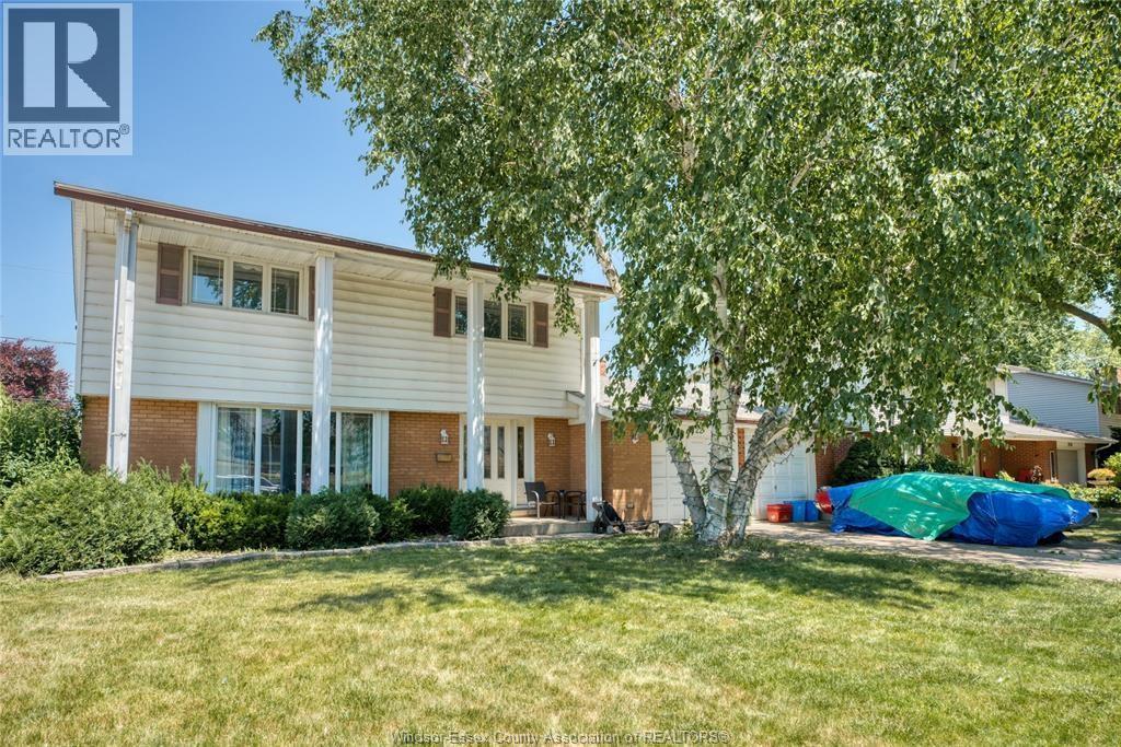 2722 SIERRA DRIVE, Windsor
