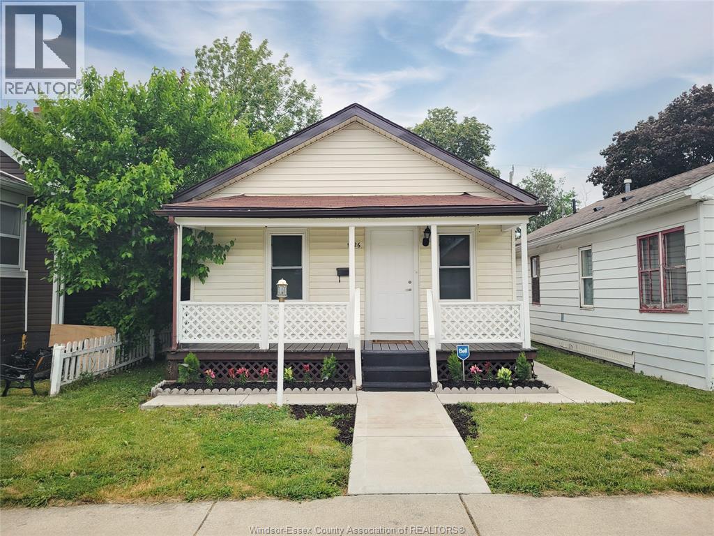 1626 ALBERT, Windsor