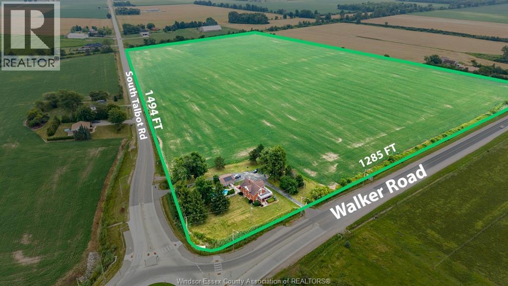 6016 WALKER ROAD, Tecumseh