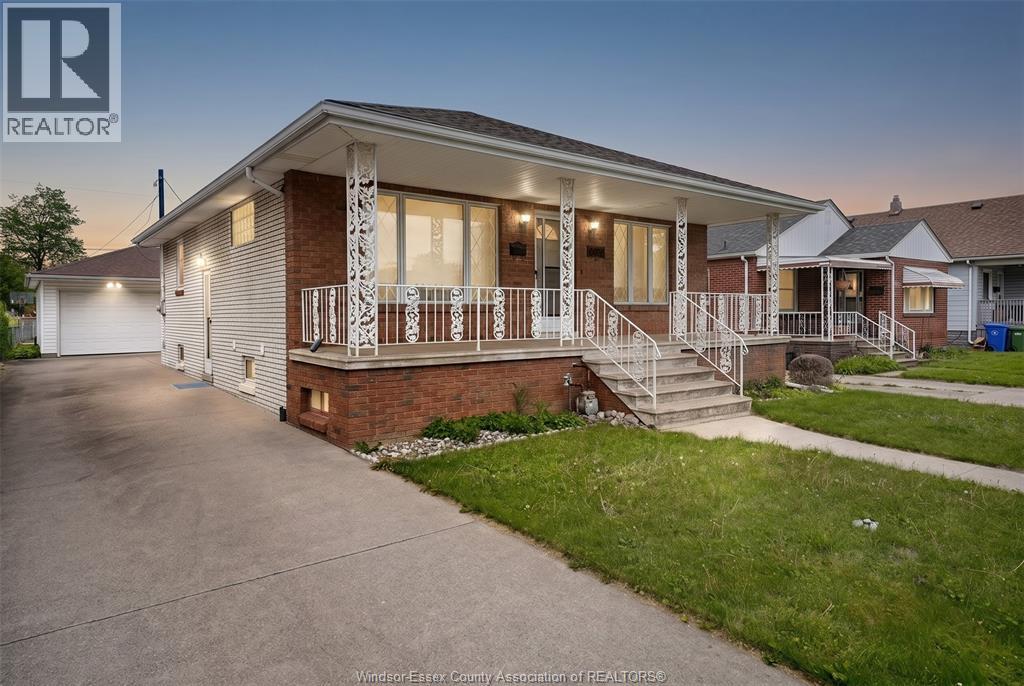 1639 LANGLOIS AVENUE, Windsor