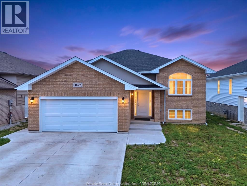 1157 ASPEN RIDGE CRESCENT, Lakeshore