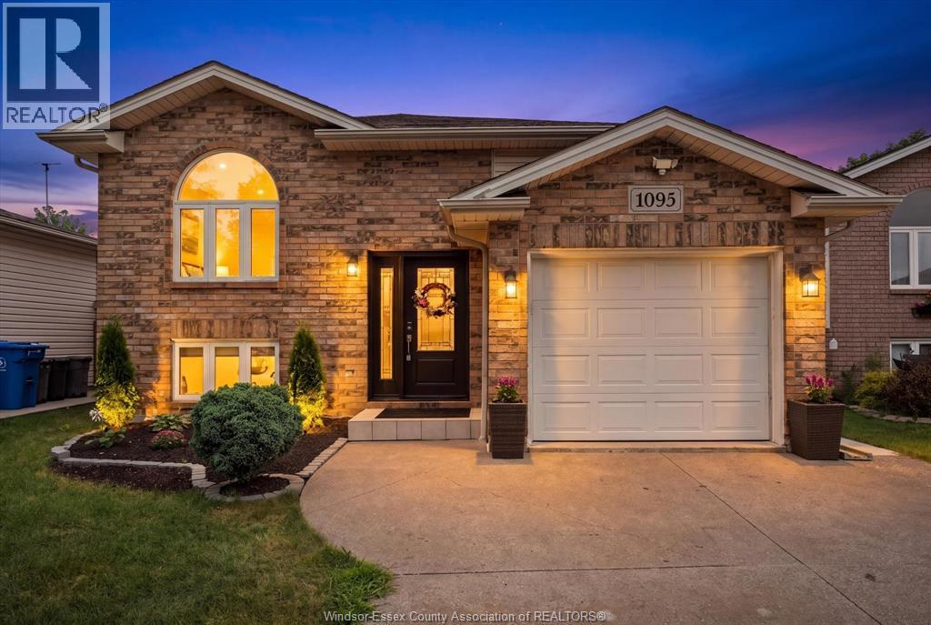 1095 LAKEVIEW, Windsor