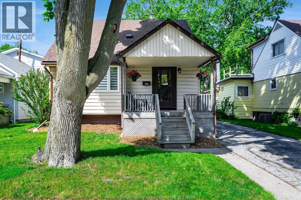 1353 George AVENUE, Windsor