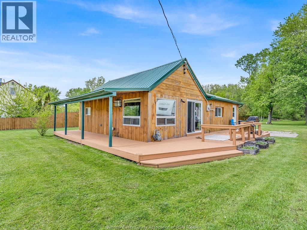 2420 COUNTY ROAD 20 W, Harrow
