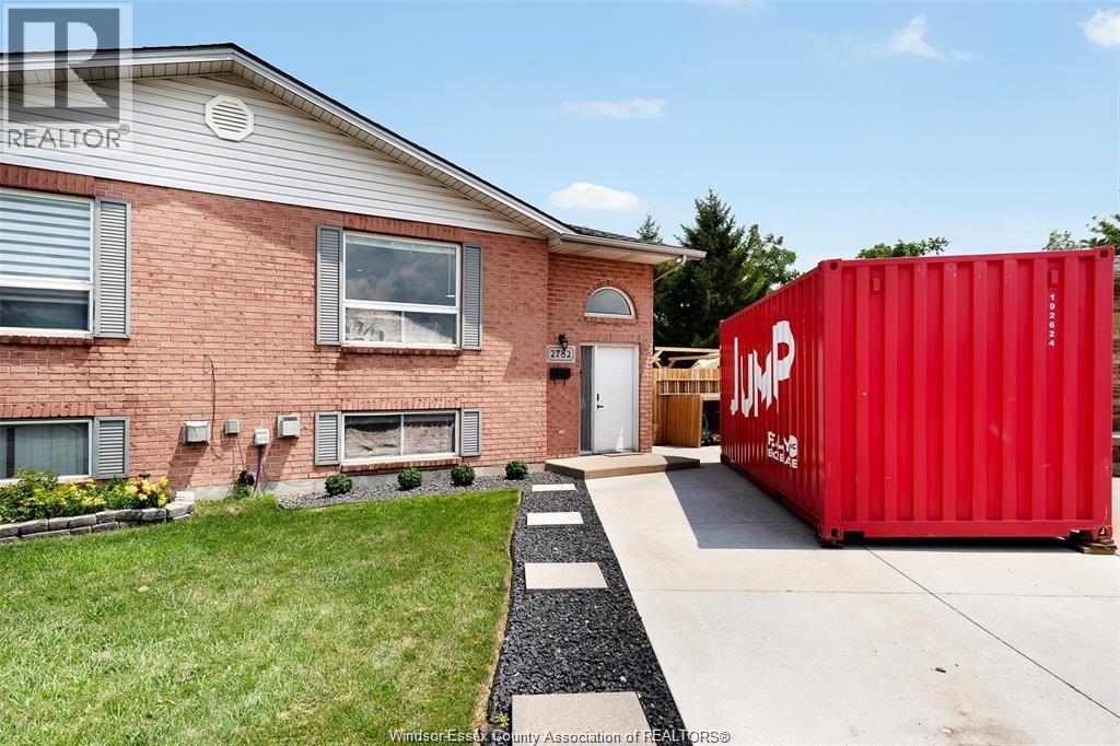2782 ALLYSON, Windsor