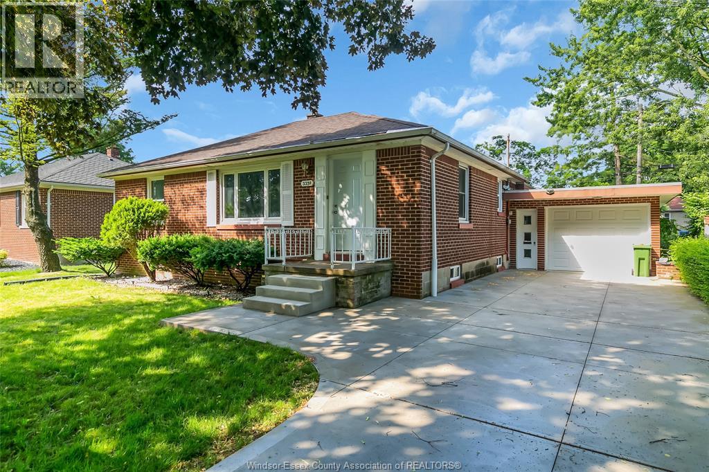 3331 LONGFELLOW, Windsor
