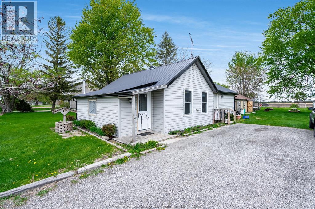 850 County Road 31, Leamington