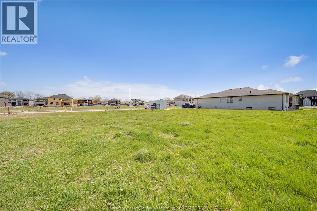 3667 FARROW AVENUE, Windsor