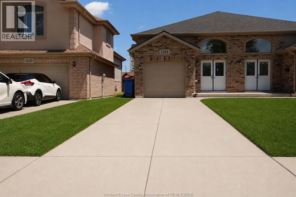 1124 ST PAUL AVENUE, Windsor