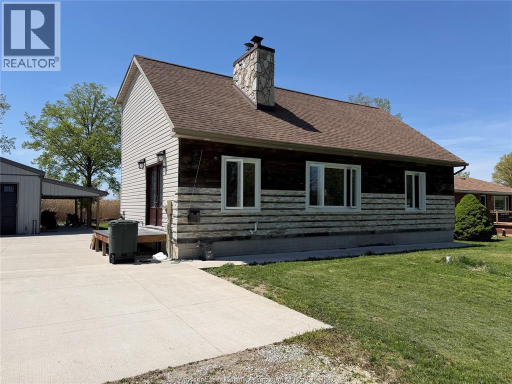 2040 FRONT ROAD North, Amherstburg
