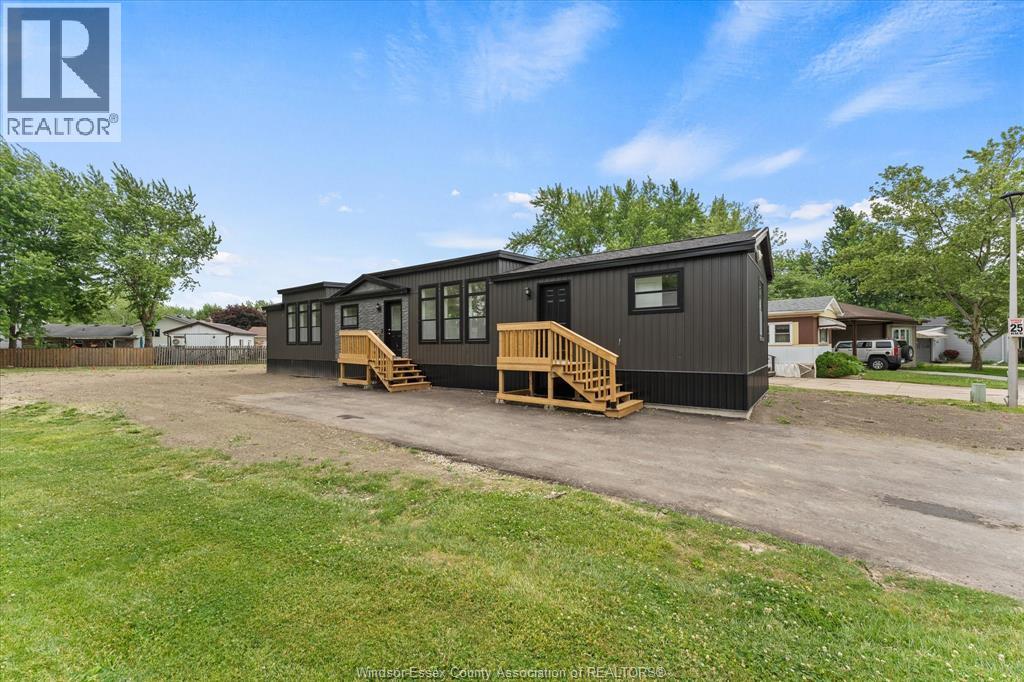 14 DANA, Essex