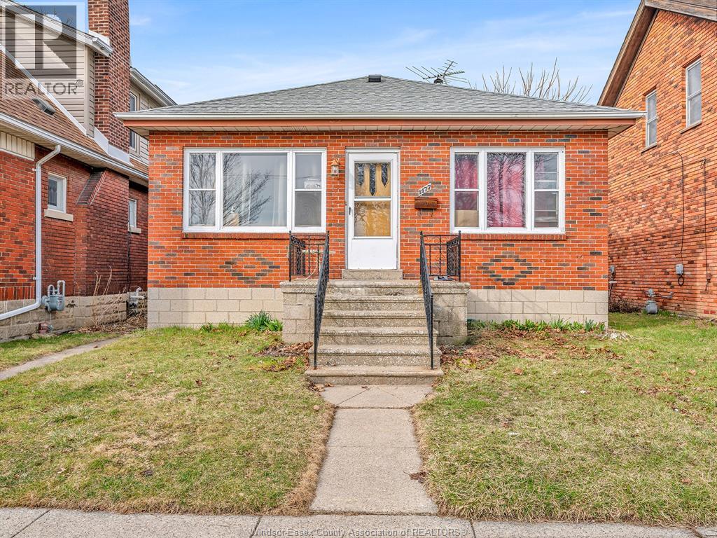 1477 WINDERMERE ROAD, Windsor