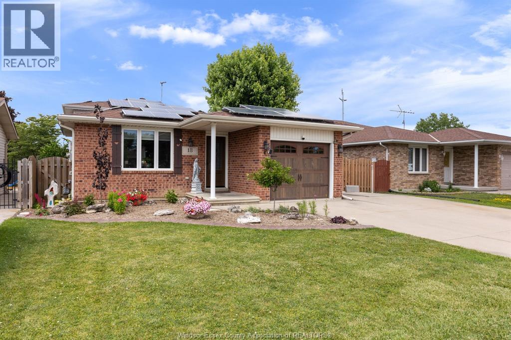 18 AZAR DRIVE, Tilbury