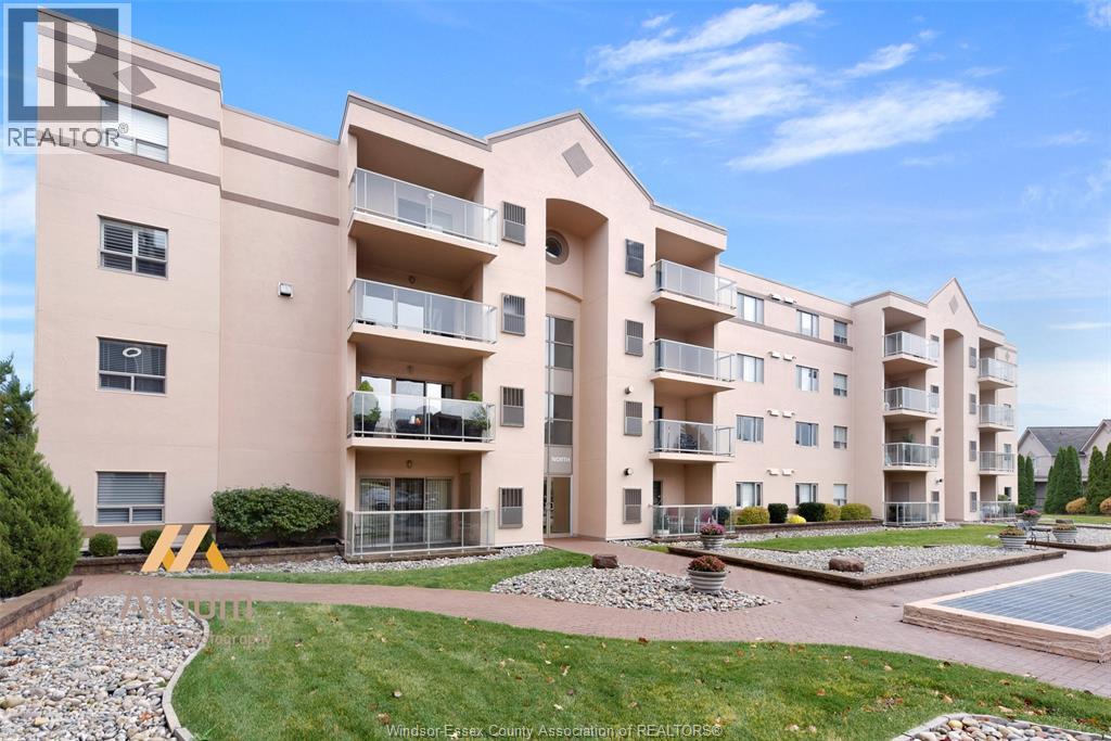 310 VILLAGE GROVE DRIVE UnitNo. 315, Tecumseh