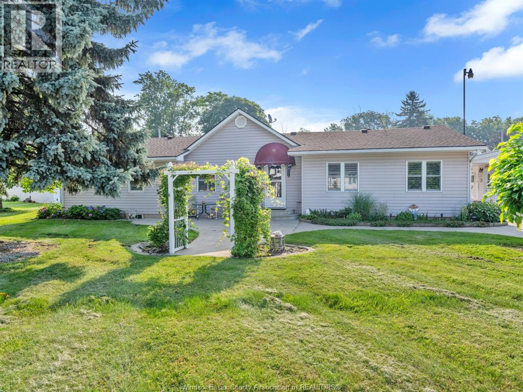 290 WAWA CRESCENT, Colchester