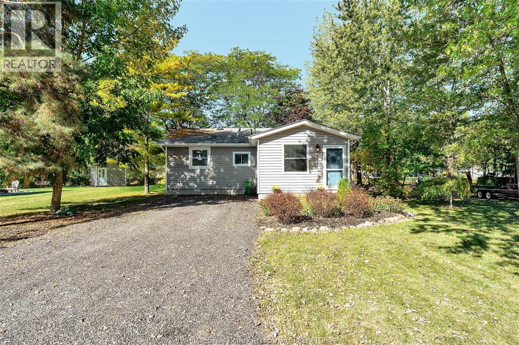 255 EDWARD ROAD, Lakeshore