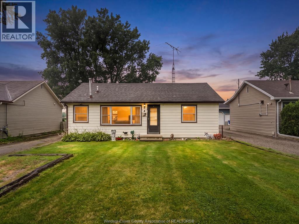 4 Standaert ROAD, Chatham-Kent