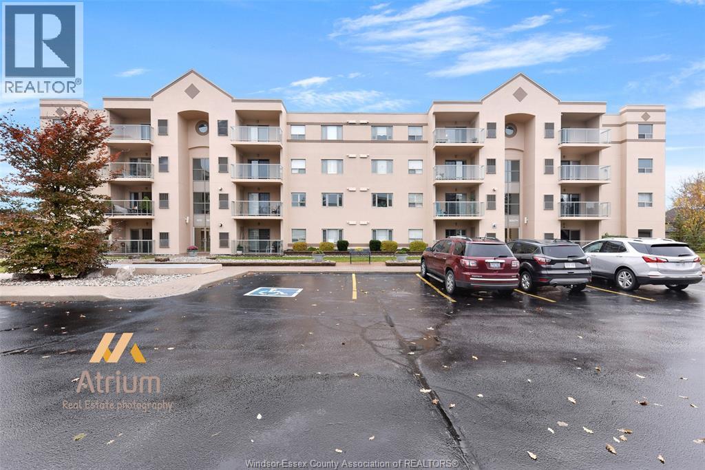 310 VILLAGE GROVE DRIVE UnitNo. 315, Tecumseh
