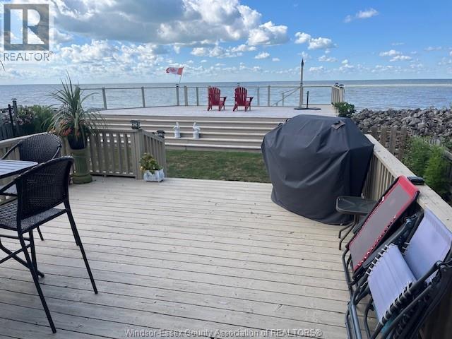 813 ERIE SHORES DRIVE, Colchester