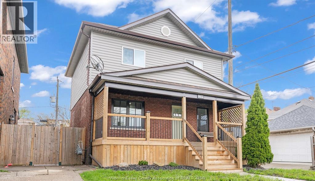 1219 ELSMERE AVENUE, Windsor