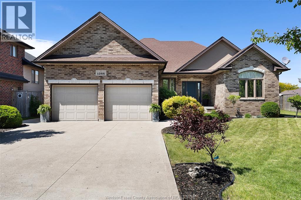 1266 DEER RUN TRAIL, Lakeshore