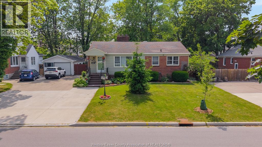 1953 OLIVE ROAD, Windsor