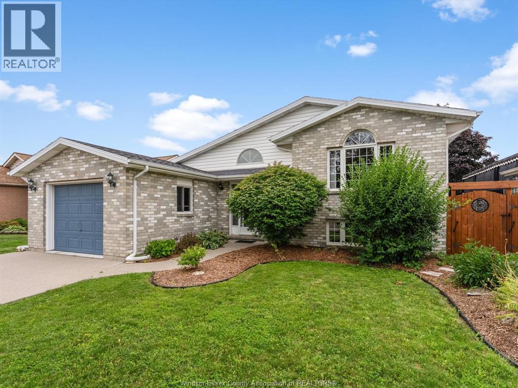 1553 BLAIRWOOD CRESCENT, Windsor