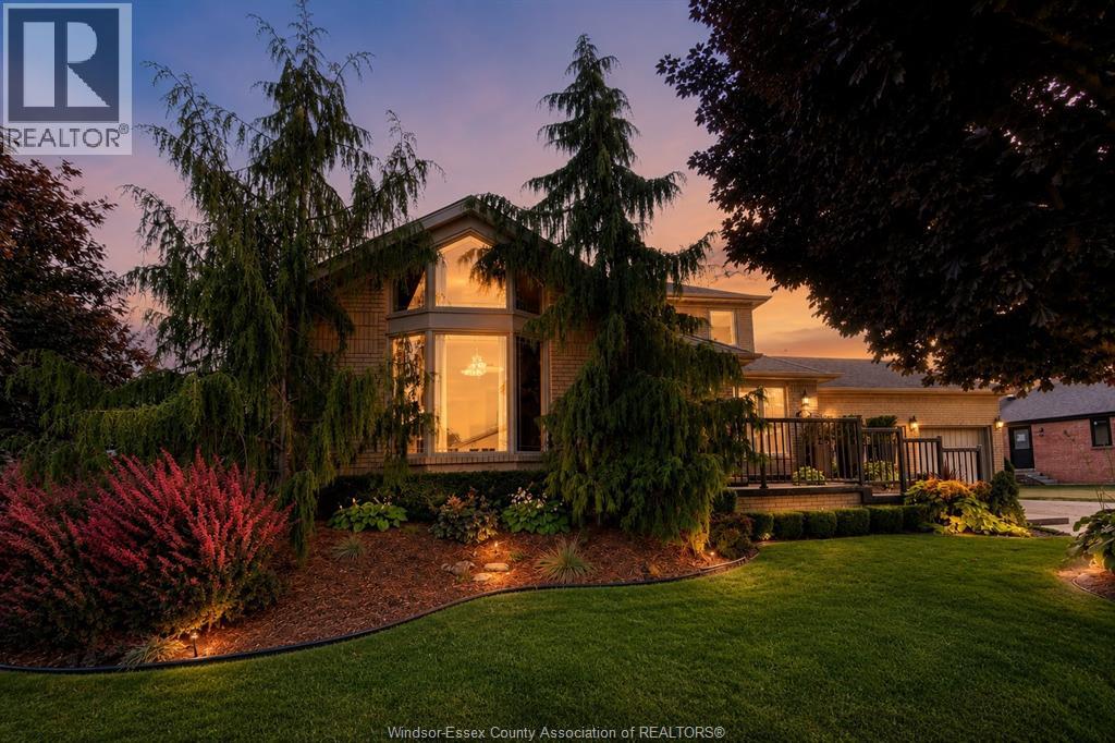 3035 ROWLEY PARK DRIVE, Kingsville