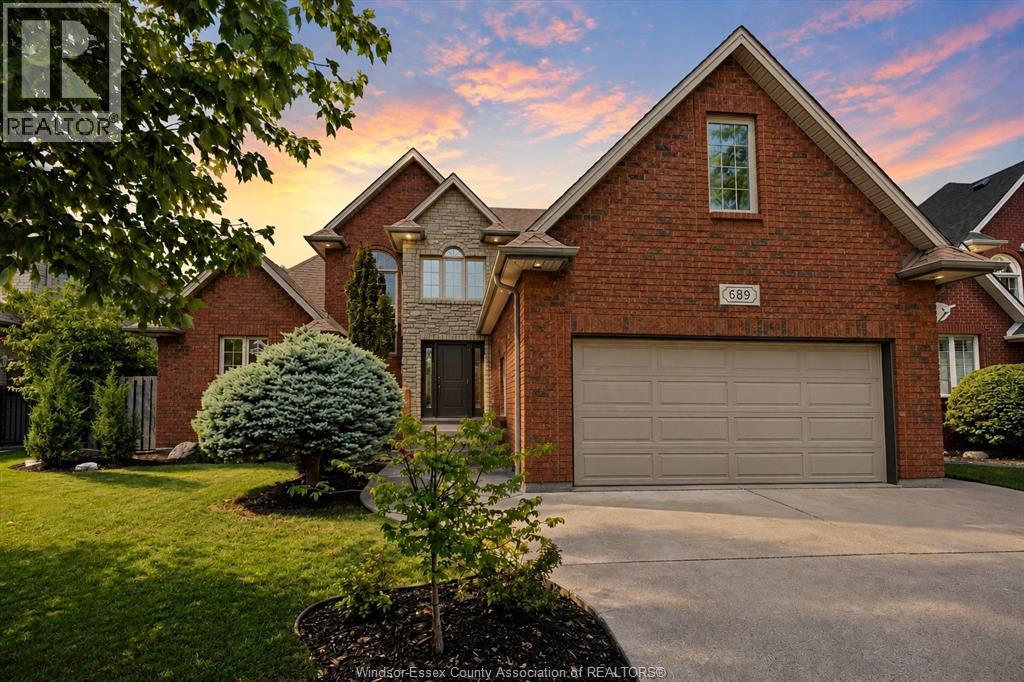 689 GEORGE KENNEDY WAY, Lakeshore