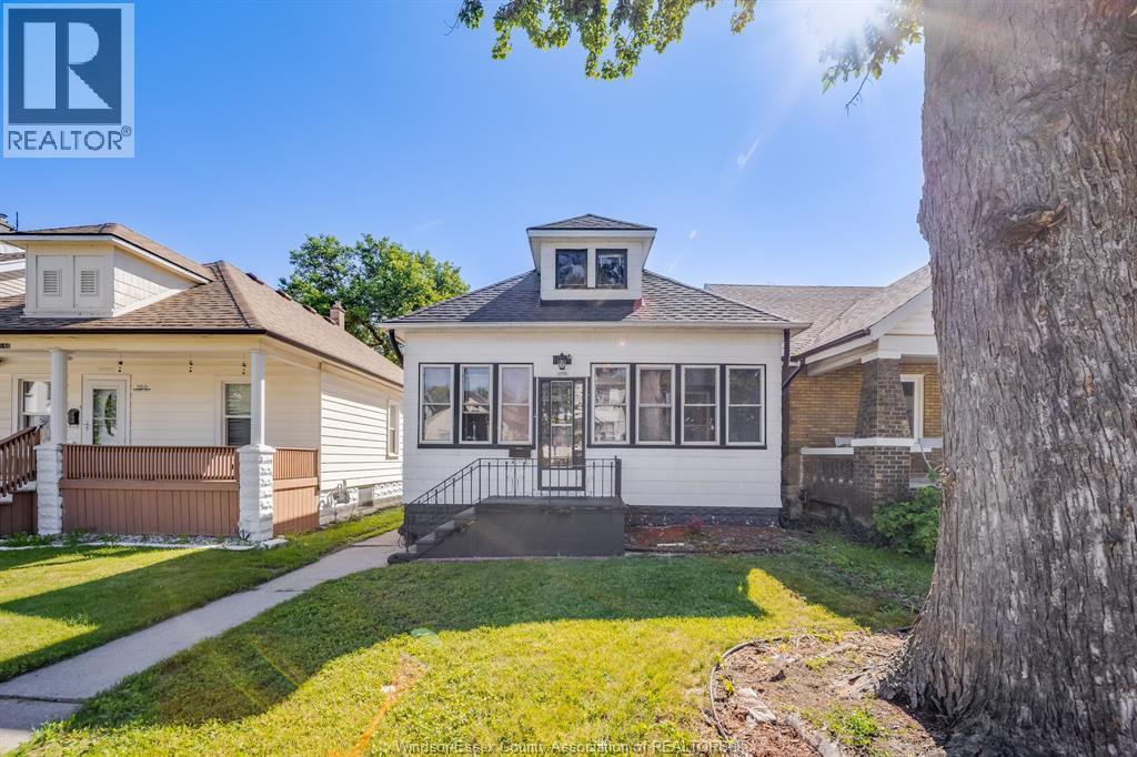 1170 PIERRE AVENUE, Windsor