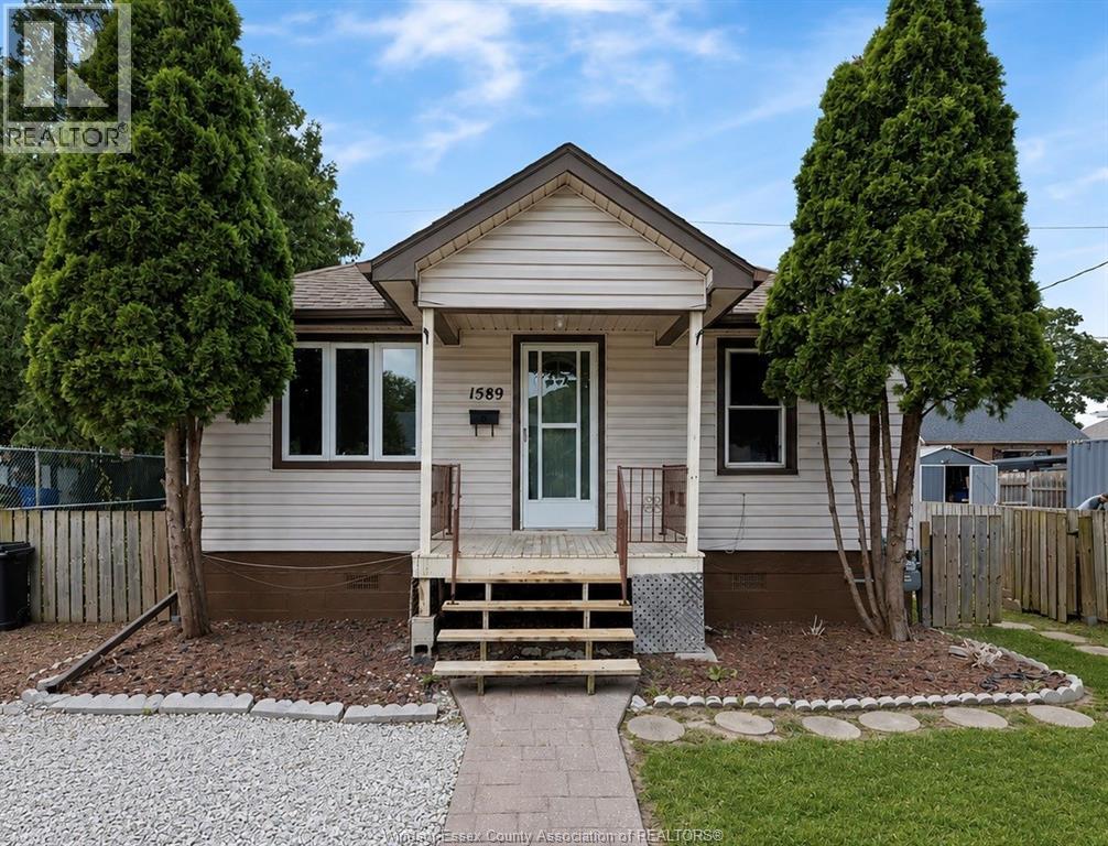 1589 DROUILLARD, Windsor