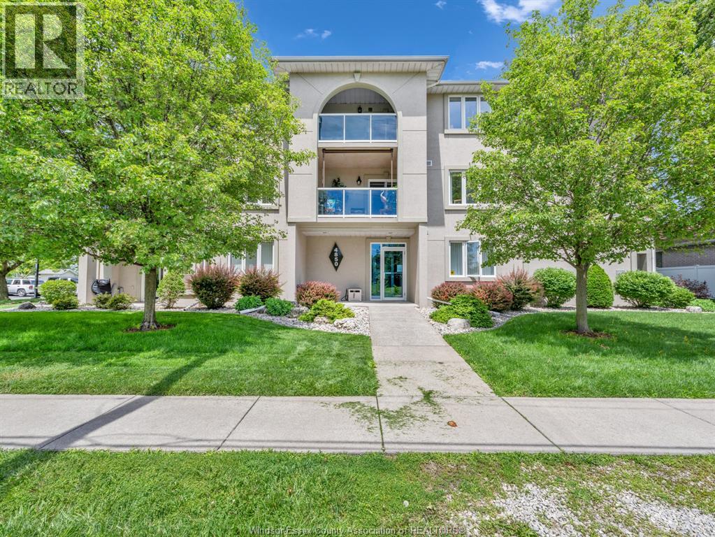 4850 GRAND BOULEVARD UnitNo. 202, Windsor