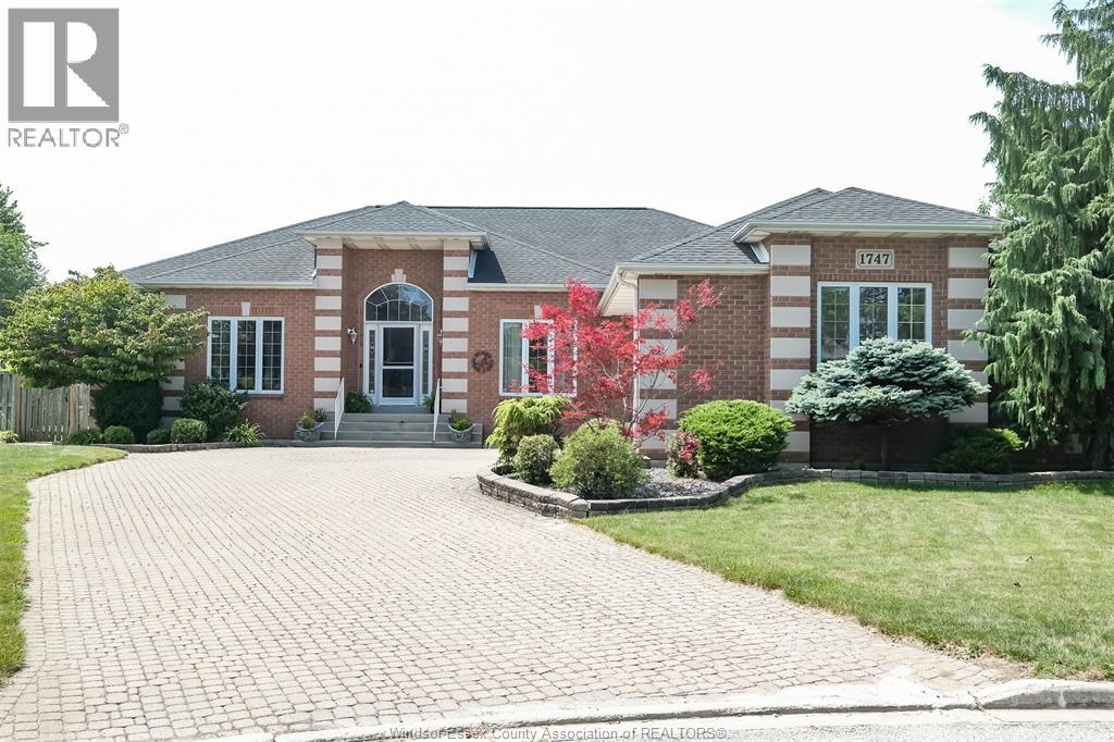 1747 CHORNOBY CRESCENT, Tecumseh