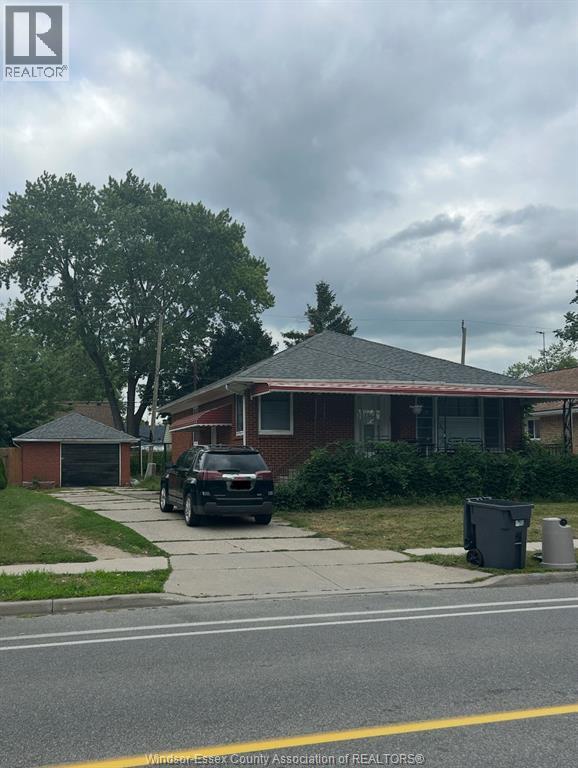 1544 PILLETTE, Windsor